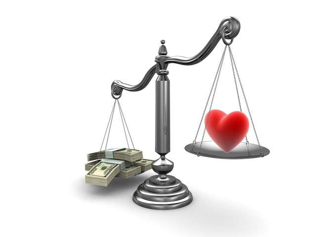 Money-vs-Love money in relationship