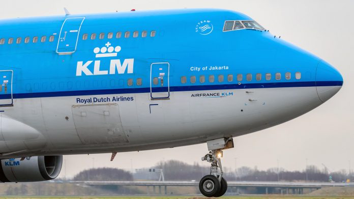 klm-airplane-travel-ss-1920 klm-airplane-travel-ss-1920