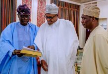 Why we visited President Buhari in Aso Rock – Sanwo-Olu President Mohammadu Buhari (middle) flanked by Lagos State Governor-elect, Mr. Babajide Sanwo-Olu (left) and his Deputy Governor-elect, Dr. Obafemi Hamzat, during a courtesy call on the president by the later, in Aso Rock Villa, Abuja.