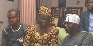 R-L: Lagos State Governor-elect, Mr. Babajide Olusola Sanwo-Olu; condoling with the parents of Late football fans who was killed by Police, Mrs. Dolapo and her husband Alhaji Lukman Remi Johnson, during his visit to the family resident, Mongoro Lagos