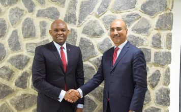 Abdoul Aziz Dia Joins UBA Group Board of Directors Group Chairman, United Bank for Africa(UBA) Plc, Mr. Tony O. Elumelu(CON) and the new Non-Executive Director, UBA Plc Mr Abdoul-Aziz Dia