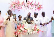 L-R: Mother of the Author, Ifeoma Mbonu; Governor of Lagos State Babajide Sanwo-Olu ; Author of Father’s Will, Munachi Mbonu ; President Frot Group and Publisher of the book, Frank Momoh; Member, Board of Trustees, Anyiam-Osigwe Foundation, George Anyiam-Osigwe ; Principal Partner, J&G Attorney, Norrison Quakers, and Deputy Commissioner of Police & Commander Inspector General Response Team (IRT) Abba Kyari, at the launch of Munachi’s book titled: ‘‘Father’s Will’’, in Lagos